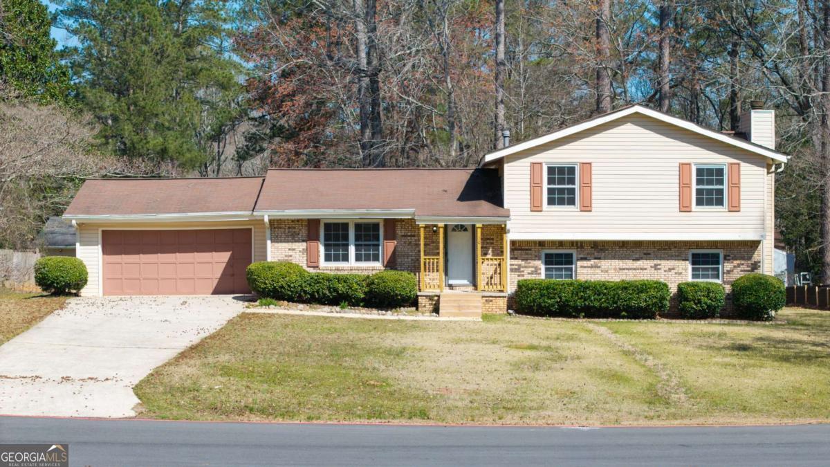 10 Buckthorne Drive Property Photo