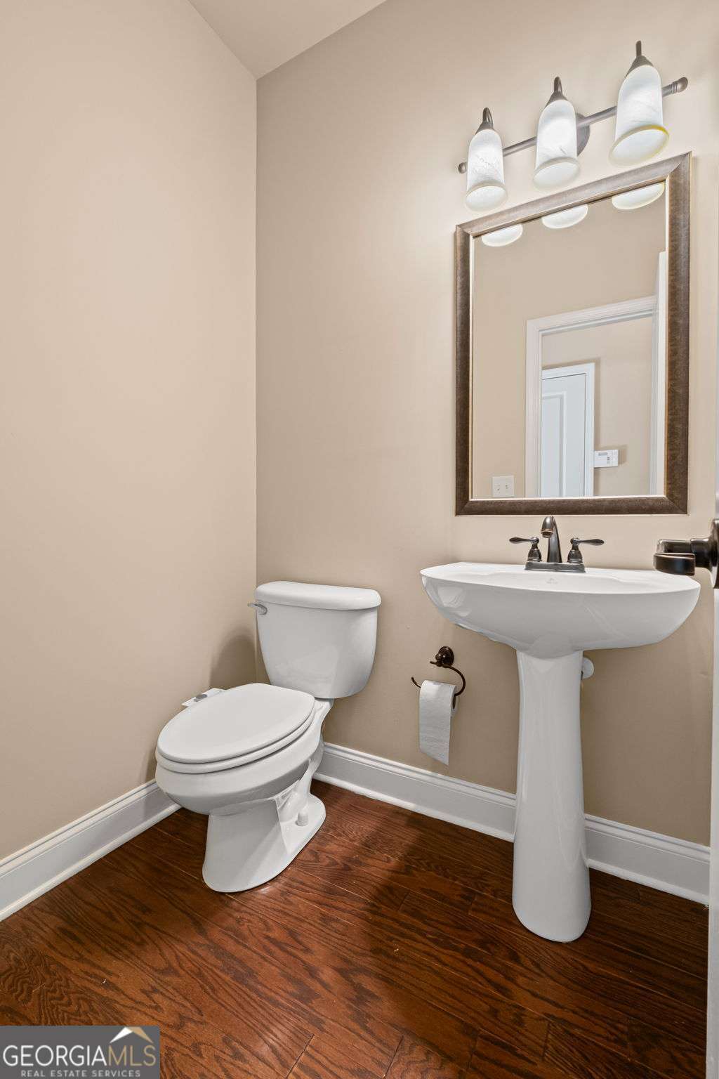 4930 Cecilia Square Property Photo 28