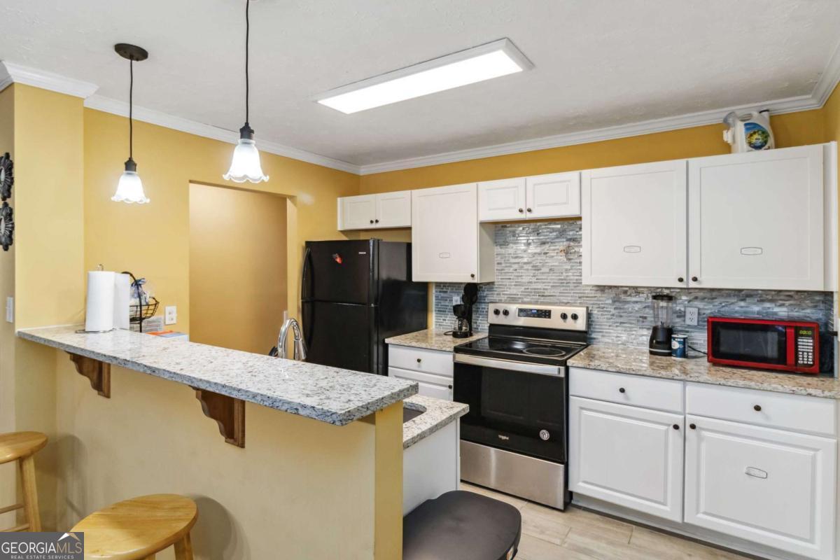 660 Simmons Street Nw Property Photo 10