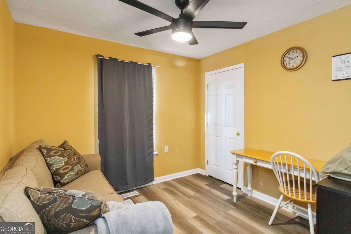 660 Simmons Street Nw Property Photo 13