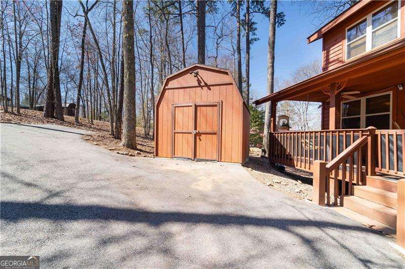 50 Amy Lynn Drive Property Photo 3