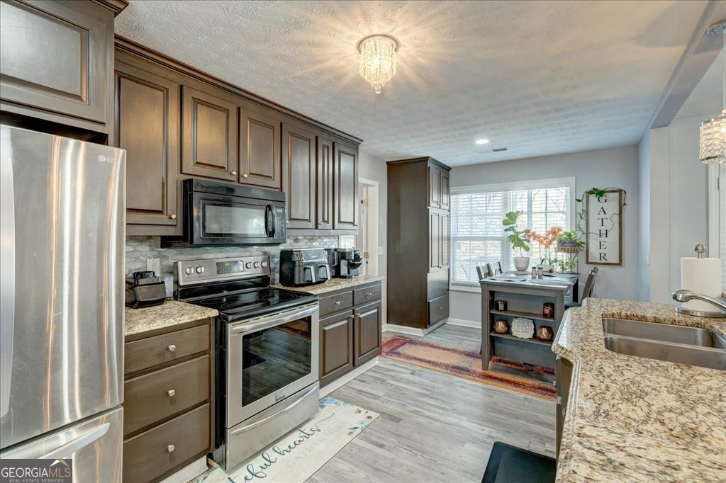 75 Aspen Drive Property Photo 16