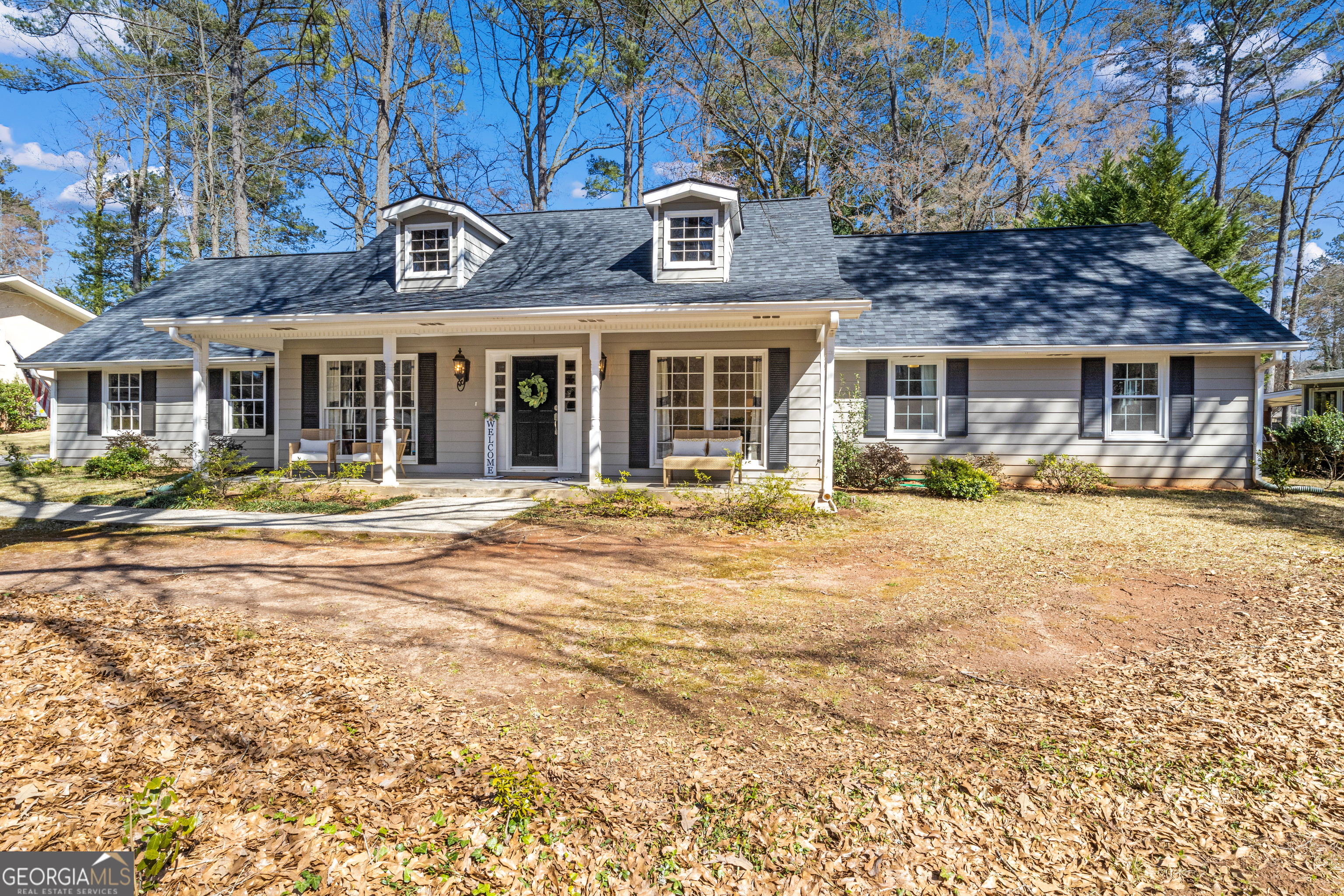 105 Roundleaf Court Property Photo 1