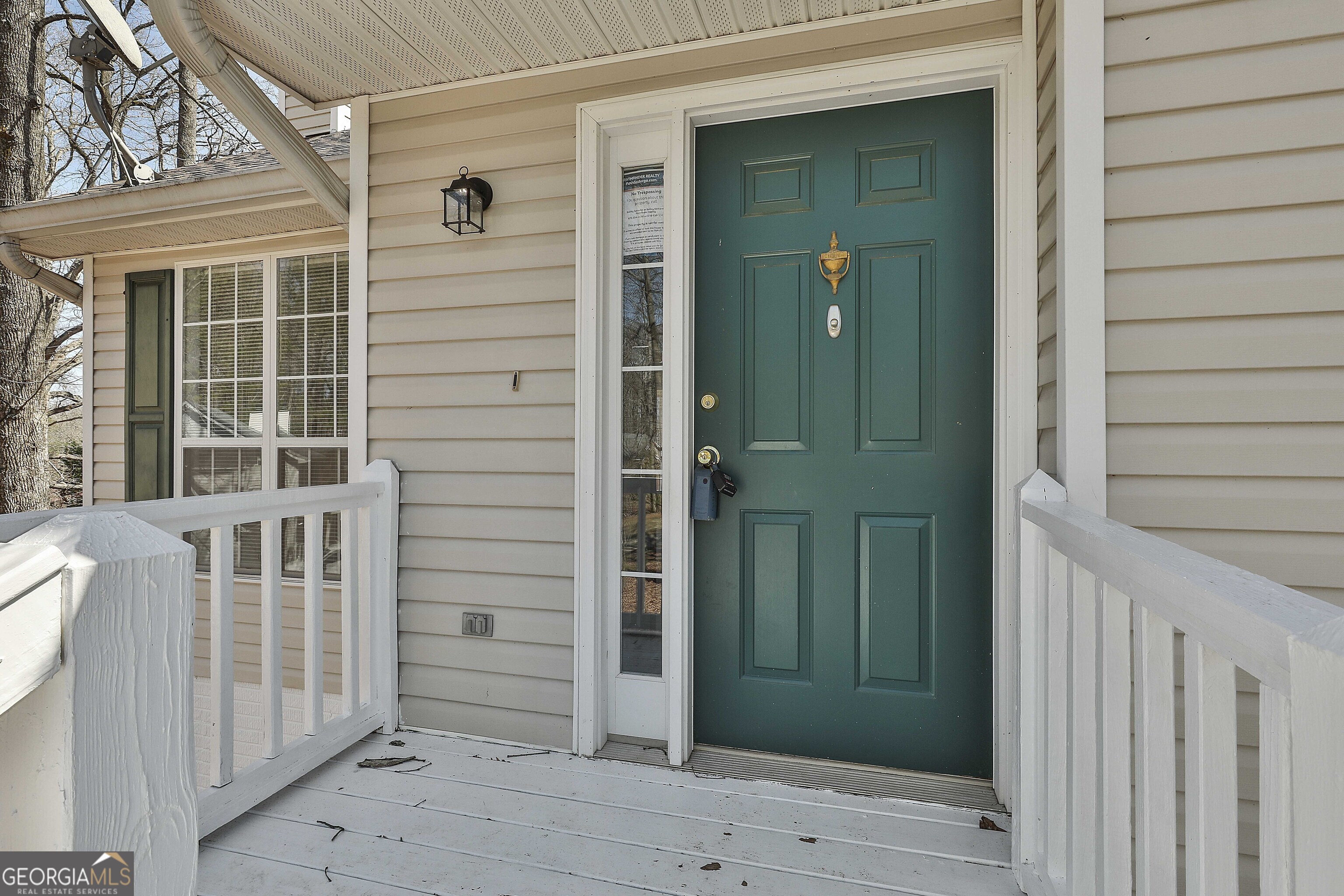 121 Nanette Drive Property Photo 3