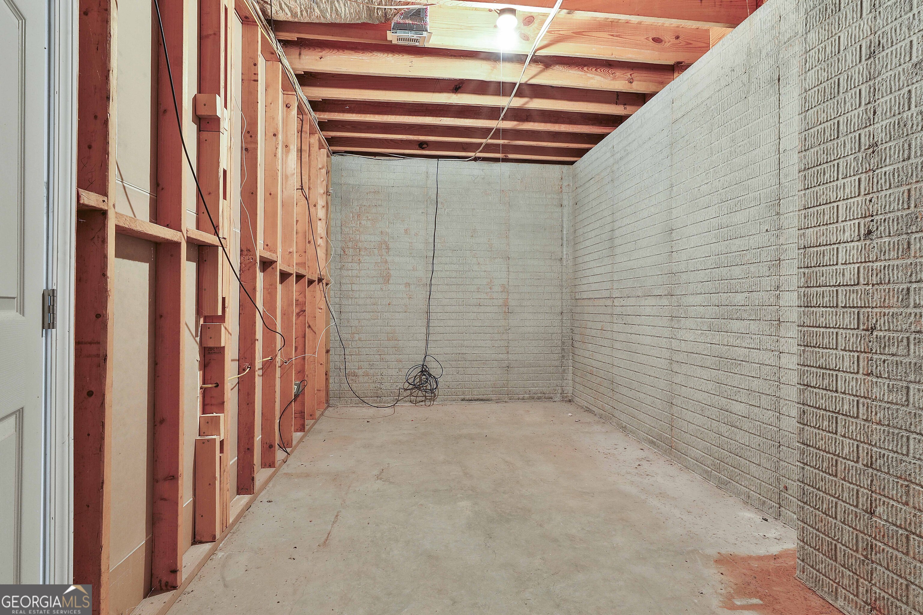 121 Nanette Drive Property Photo 46
