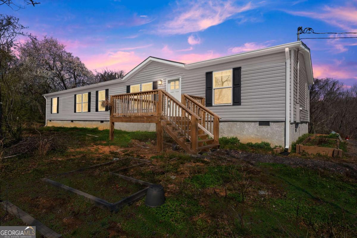 13398 Highway 53 W Property Photo