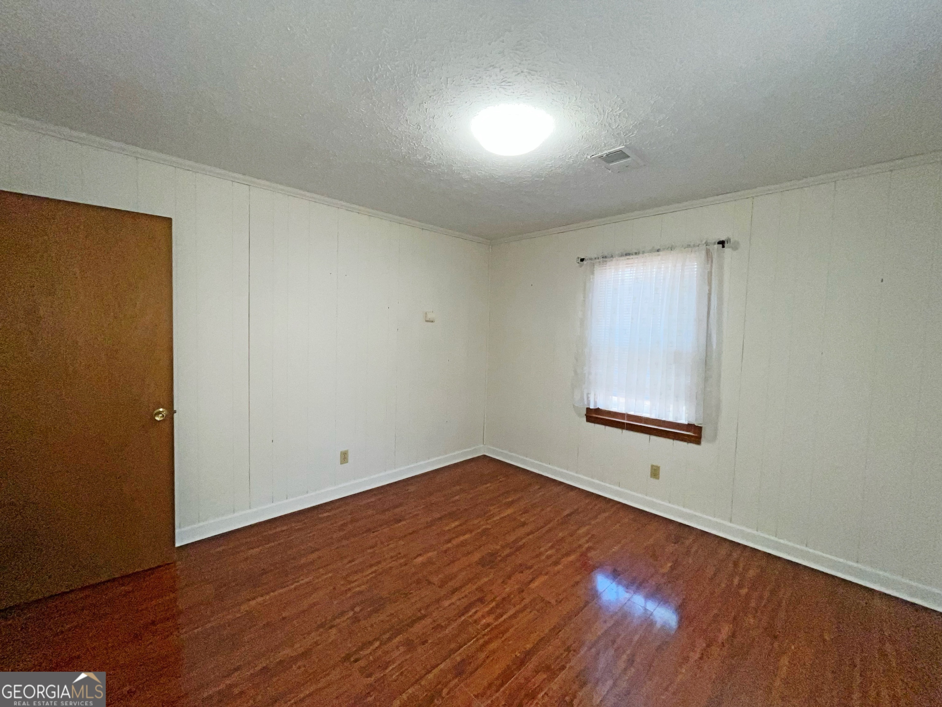 179 Suburban Drive Property Photo 14