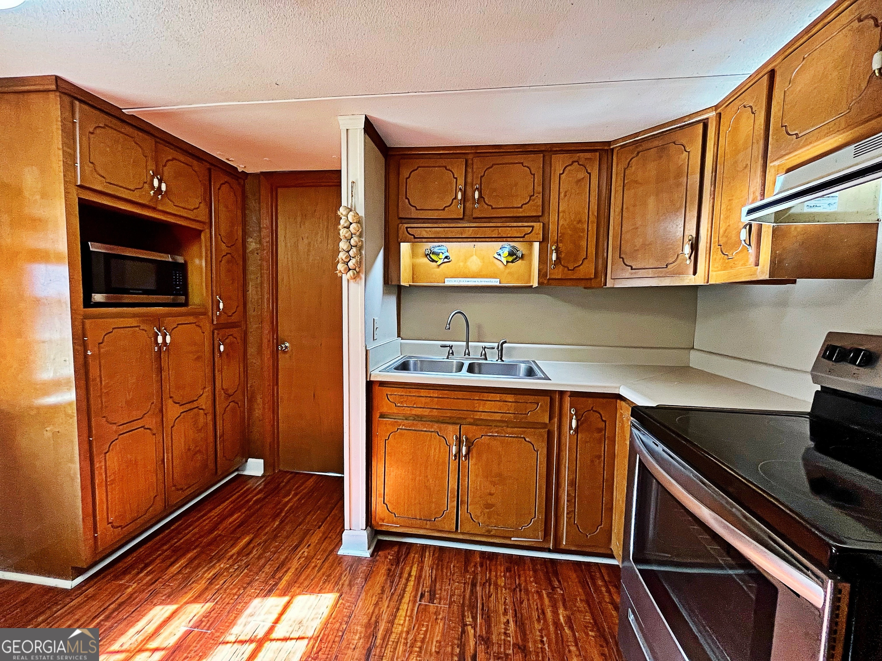 179 Suburban Drive Property Photo 18