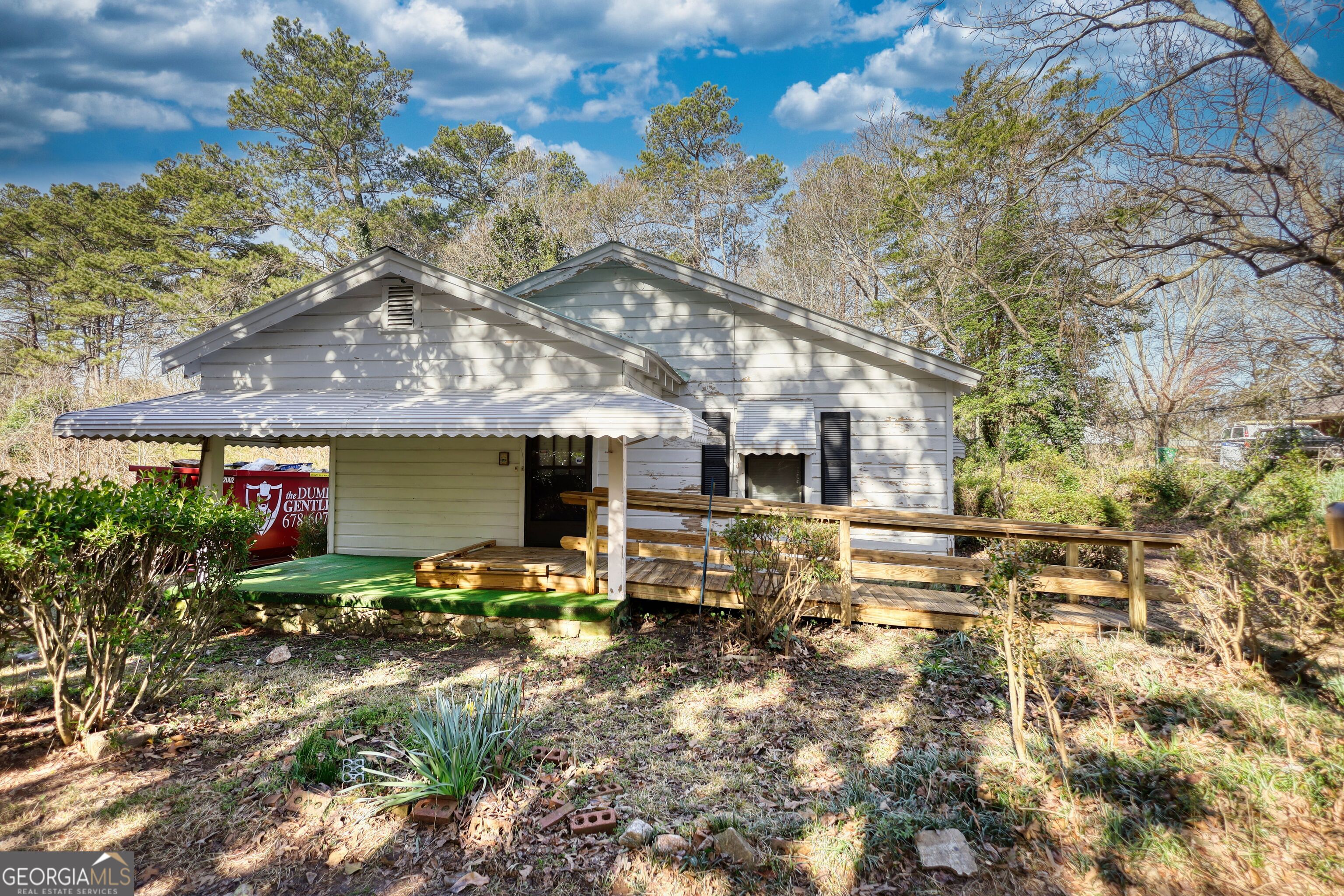 5500 Rockbridge Road Property Photo