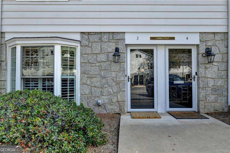 136 Peachtree Memorial Drive Nw Property Photo
