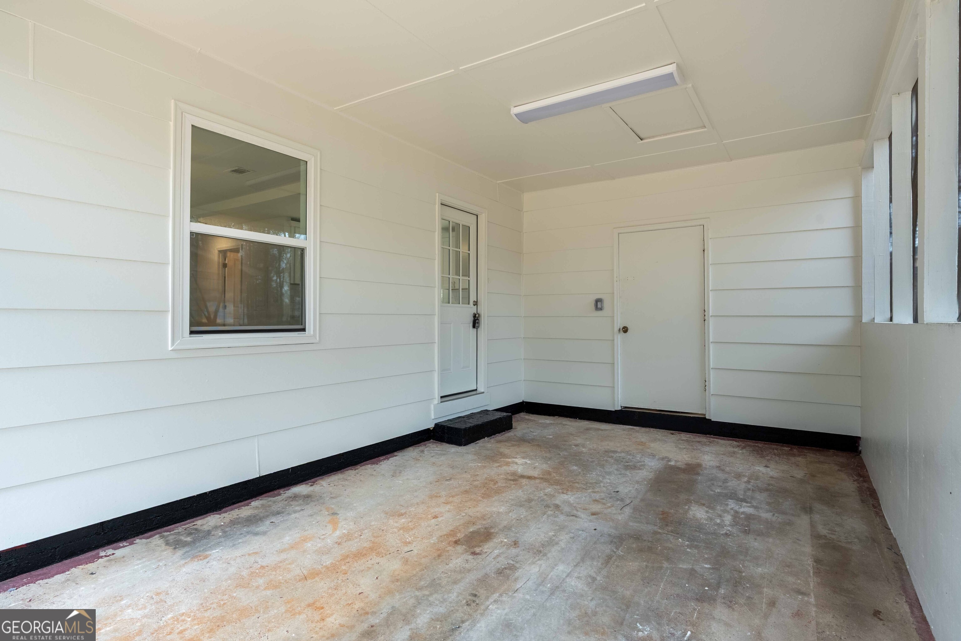 1506 Sycamore Drive Nw Property Photo 6