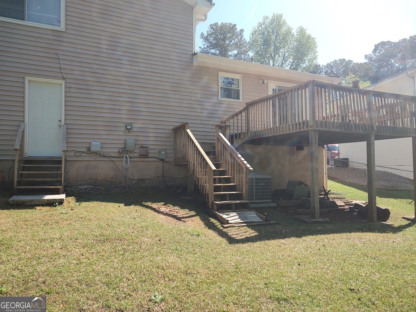 182 Iris Court Property Photo 1