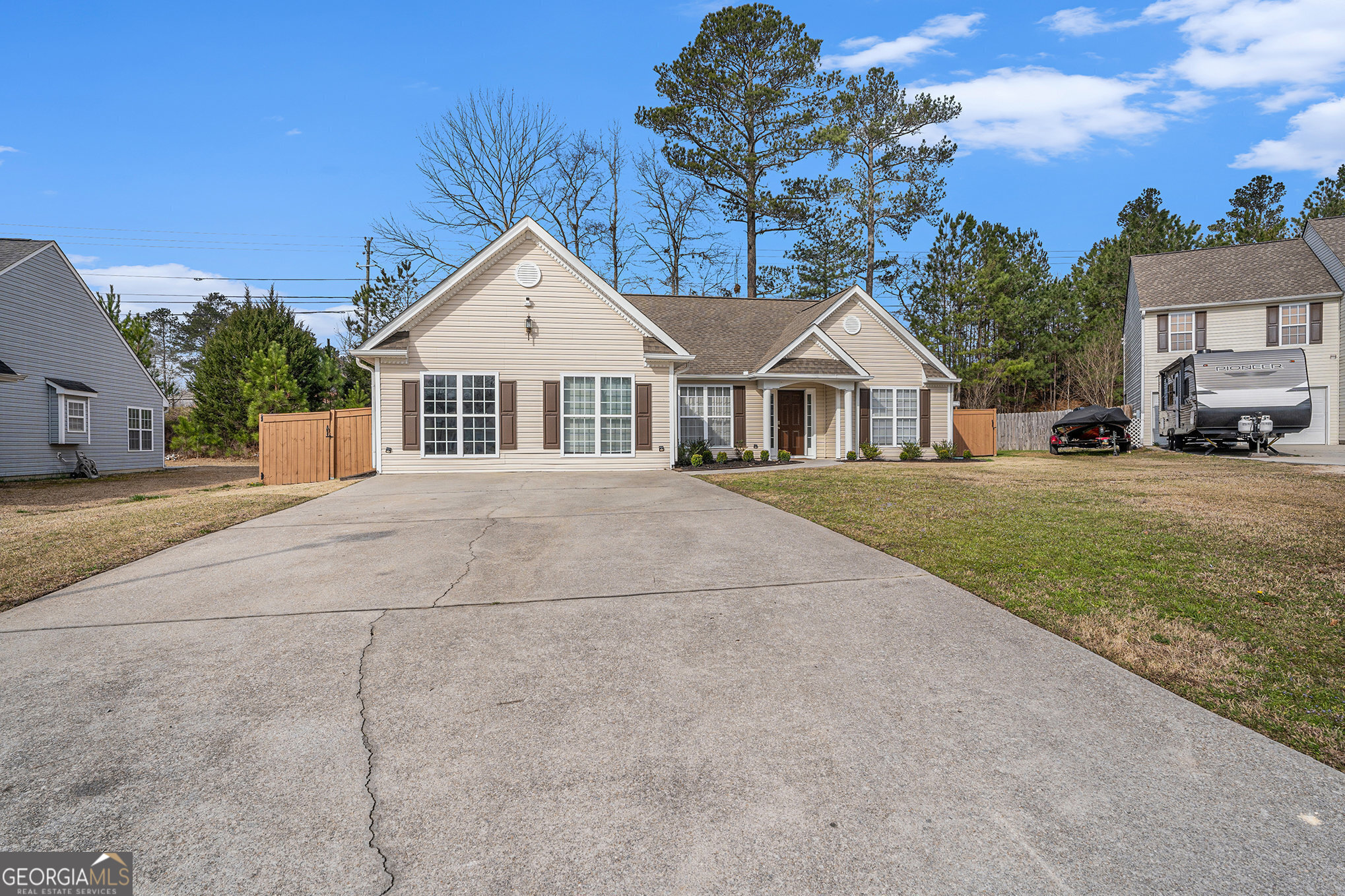 11 Cove Court Property Photo