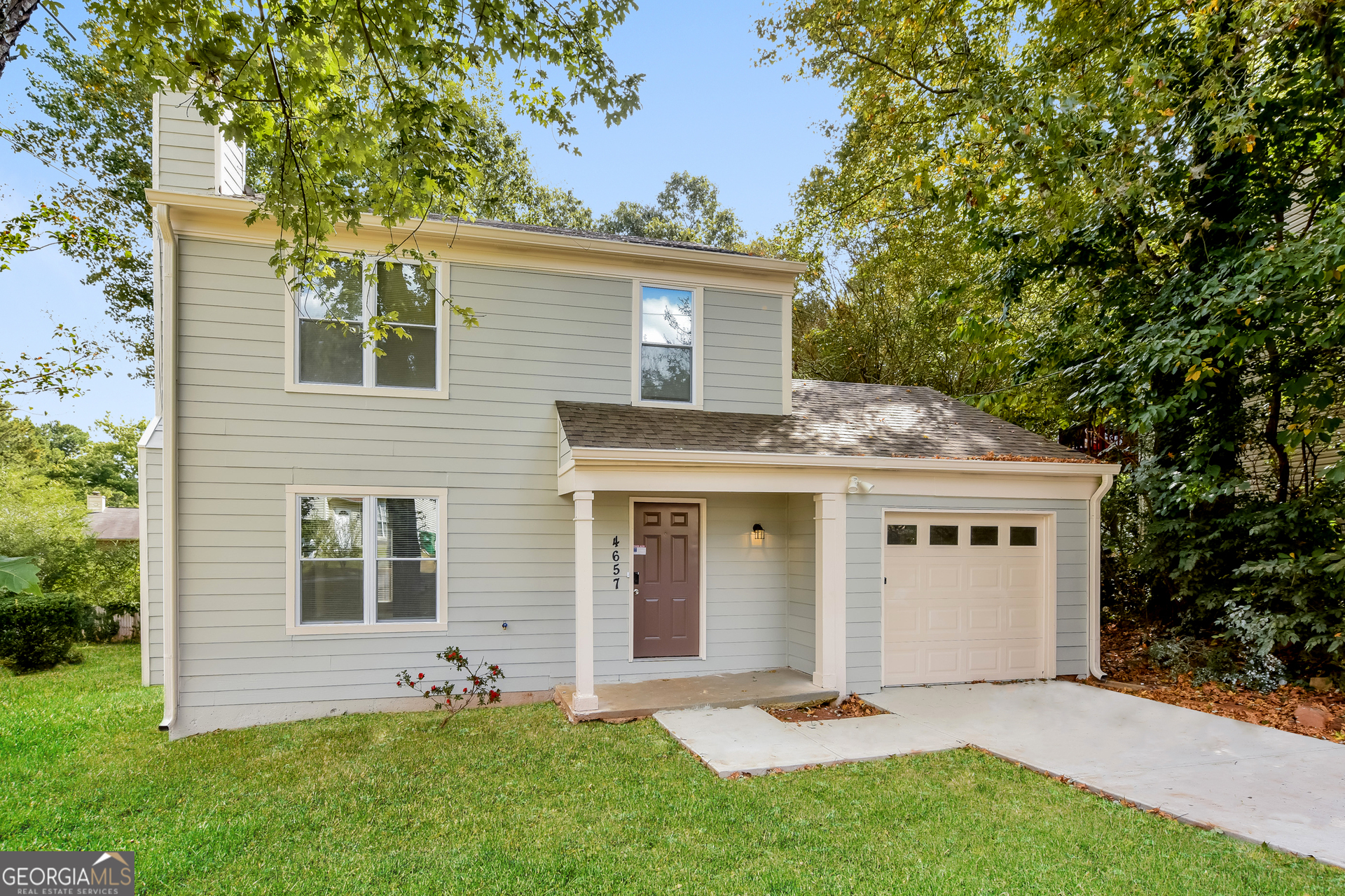 4657 Garden Hills Drive Property Photo