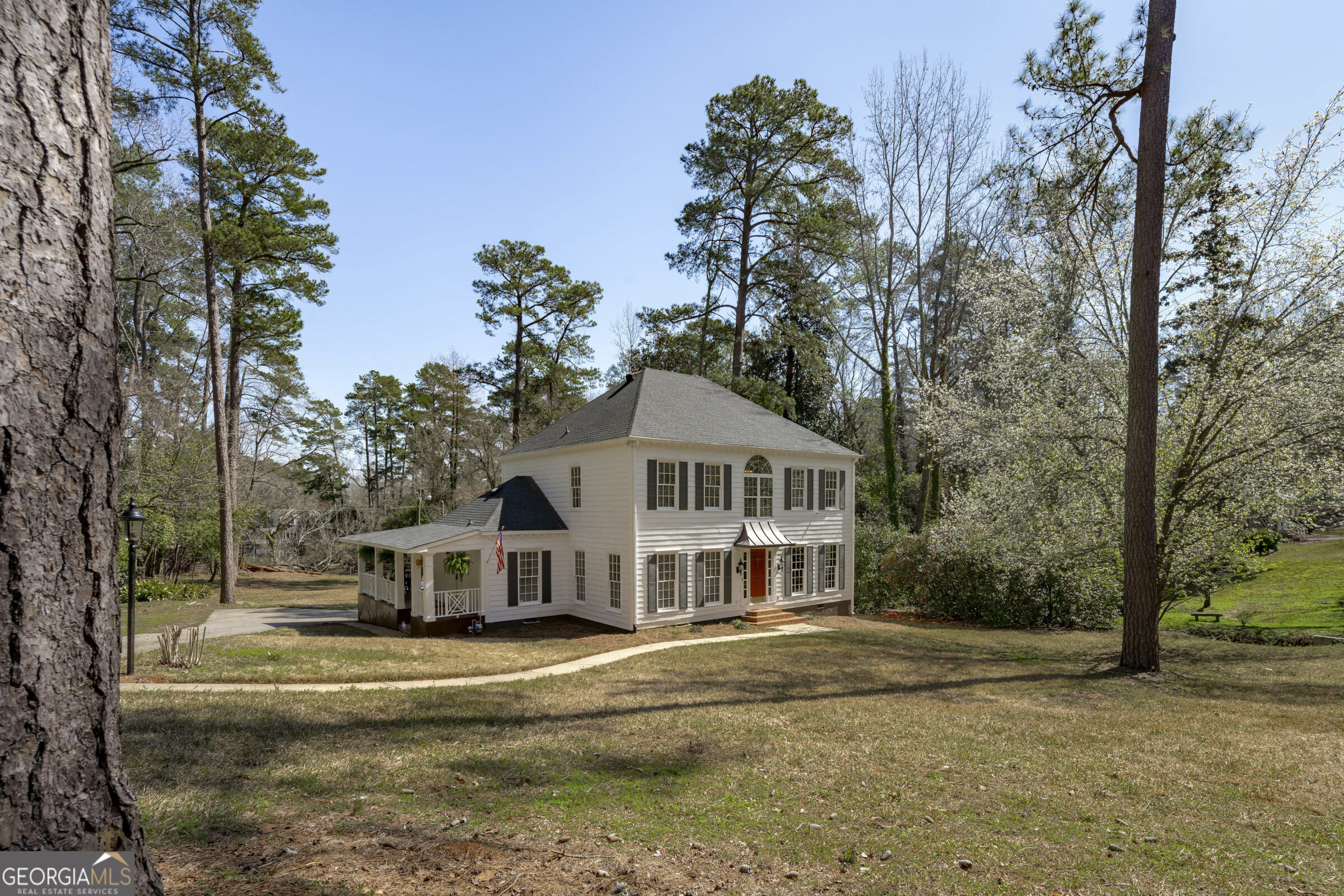 3687 Overlook Drive Property Photo