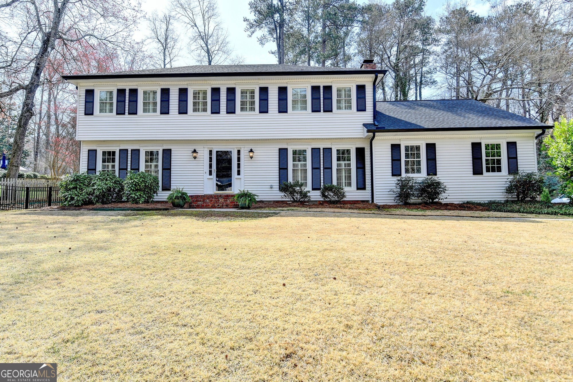 1643 North Springs Drive Property Photo