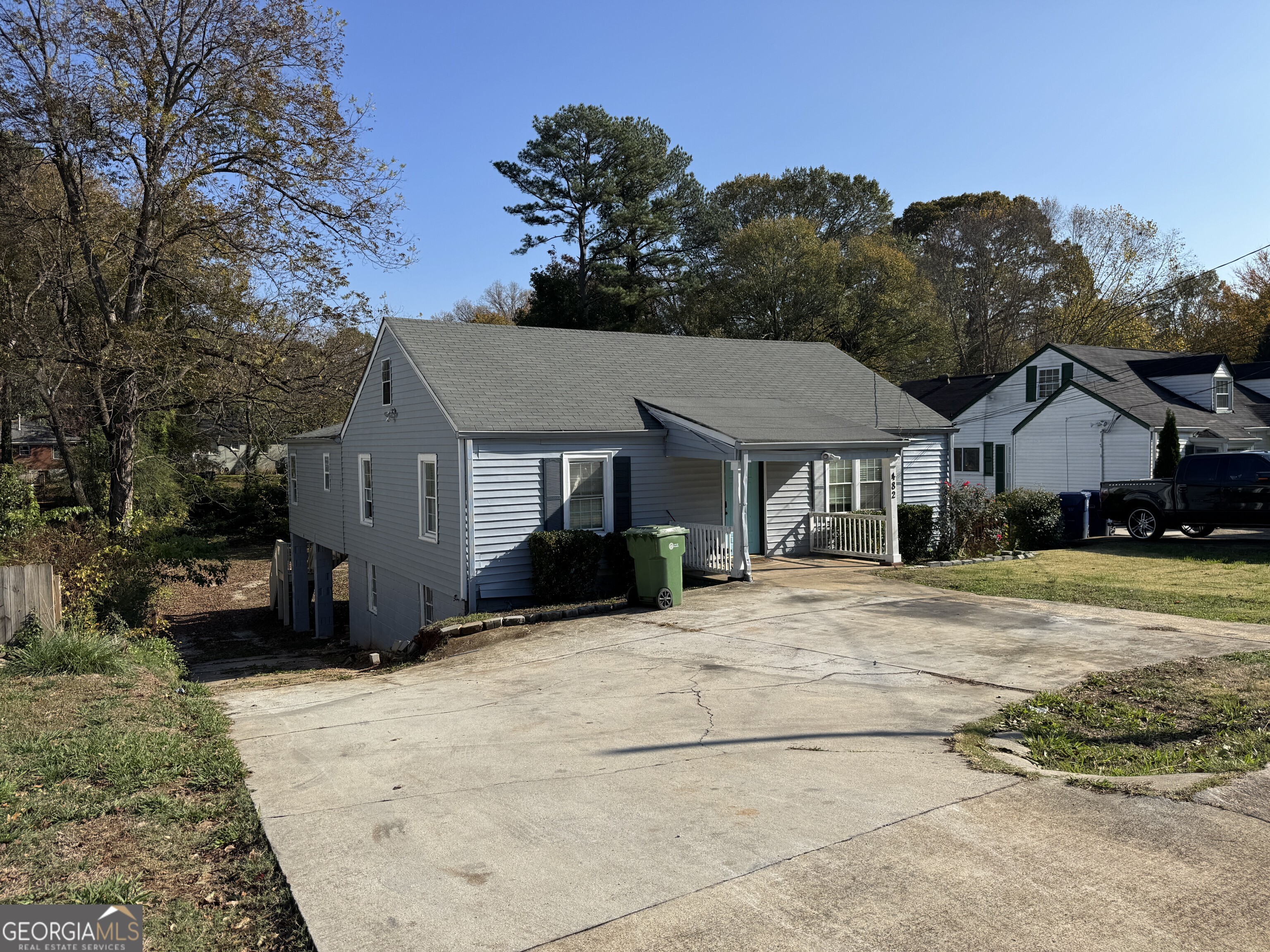 482 Maynard Terrace Se Property Photo