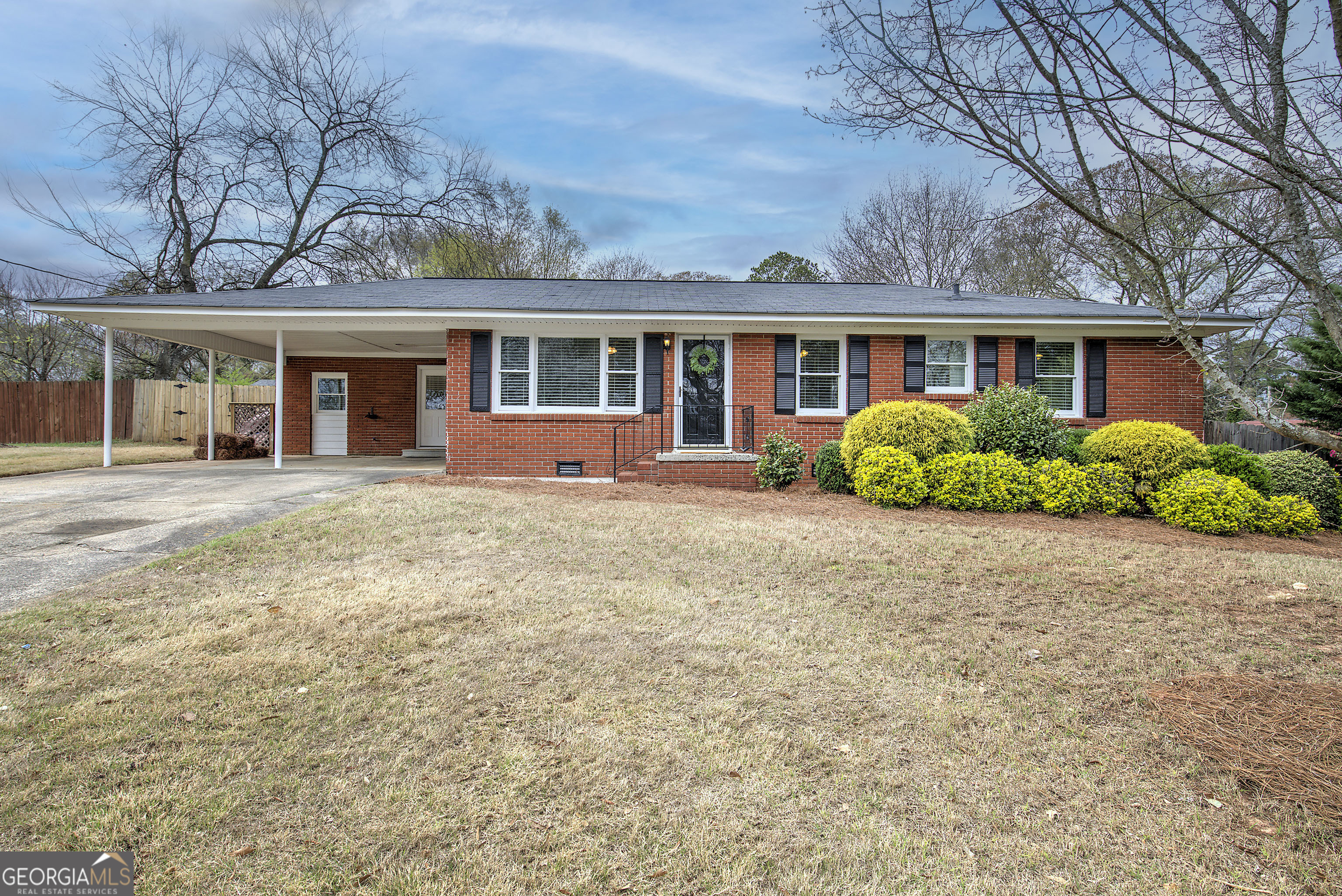 7 Davis Street Property Photo