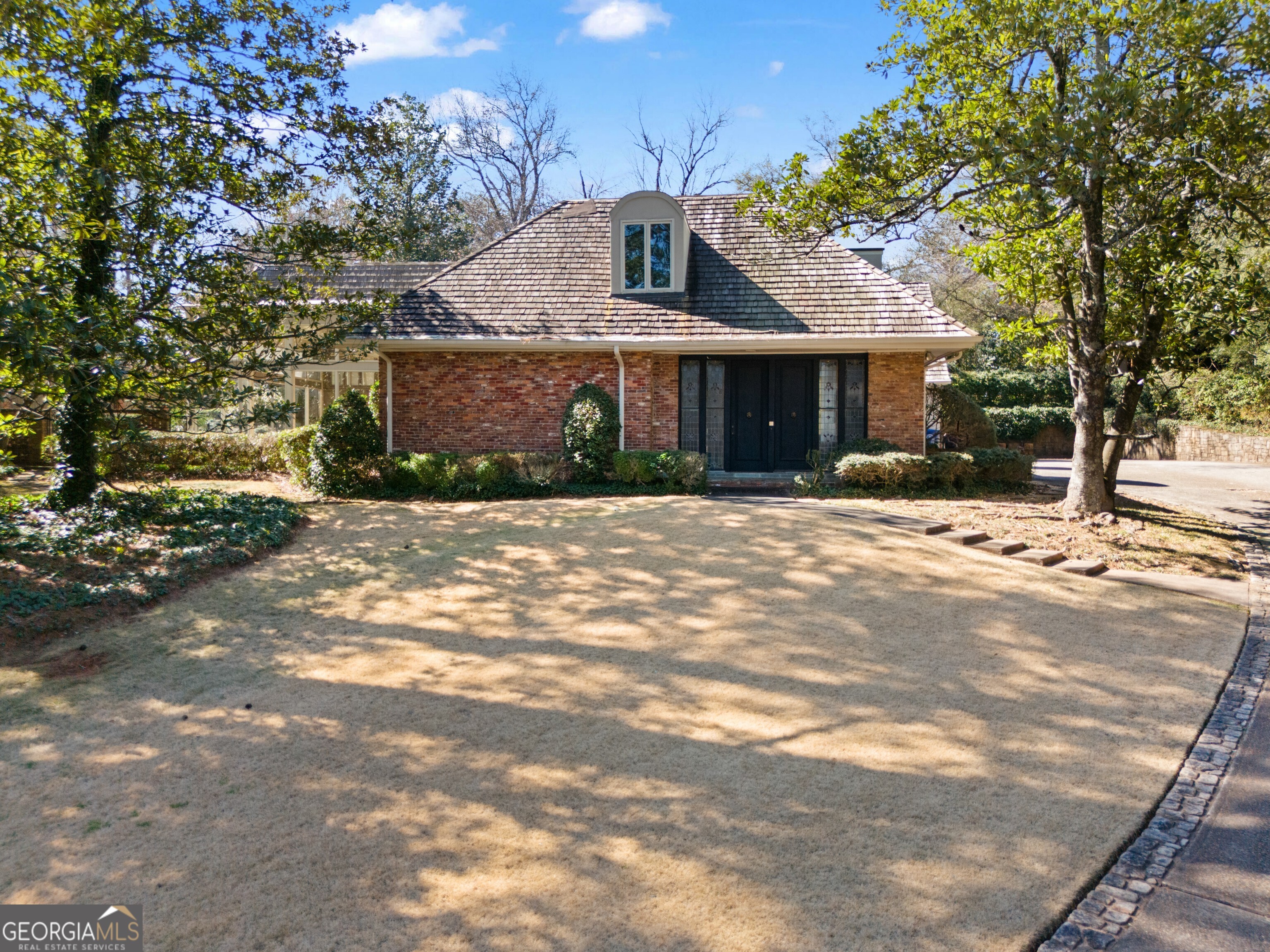 3330 Habersham Road Property Photo