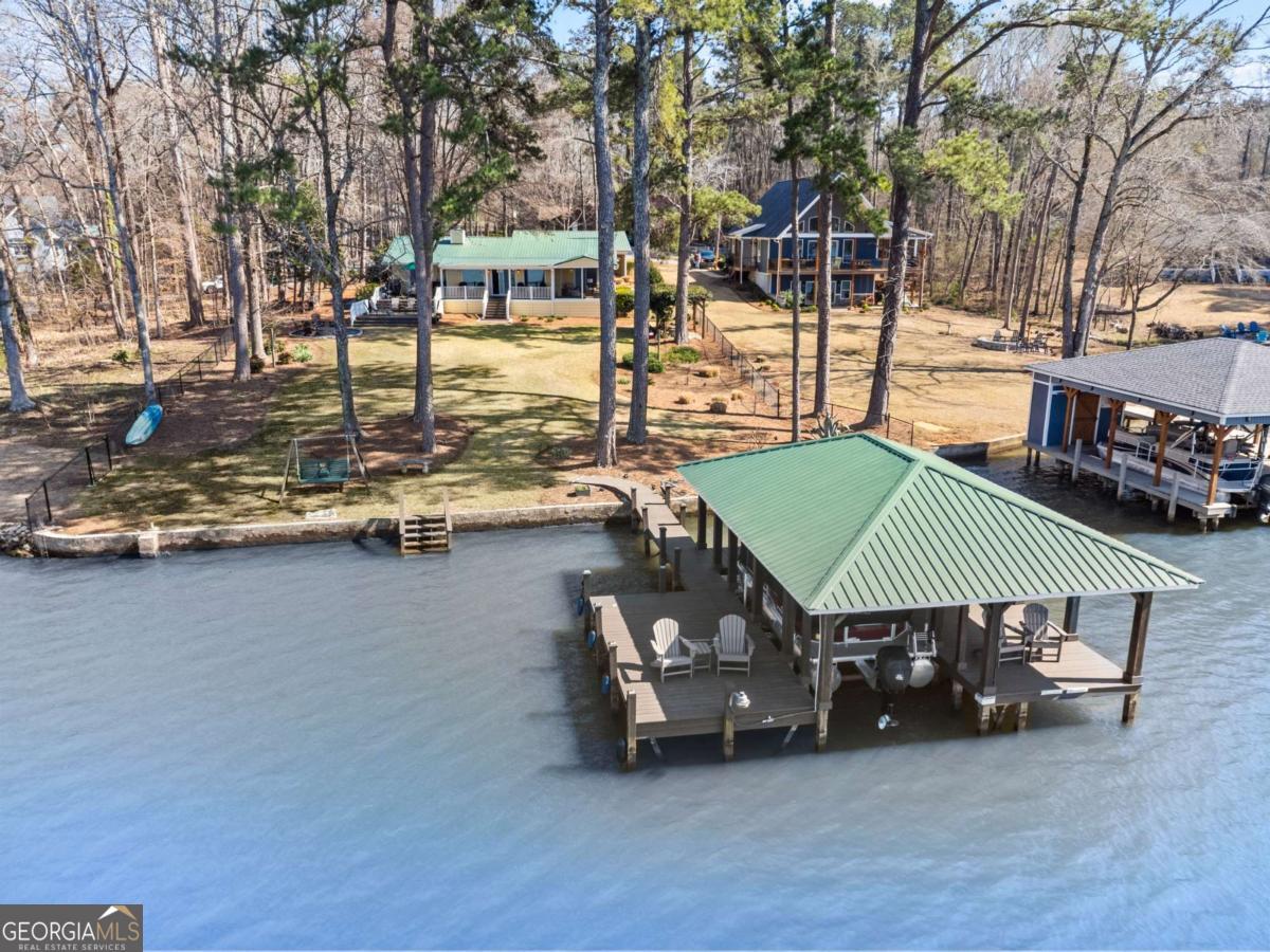 111 Willow Cove Property Photo