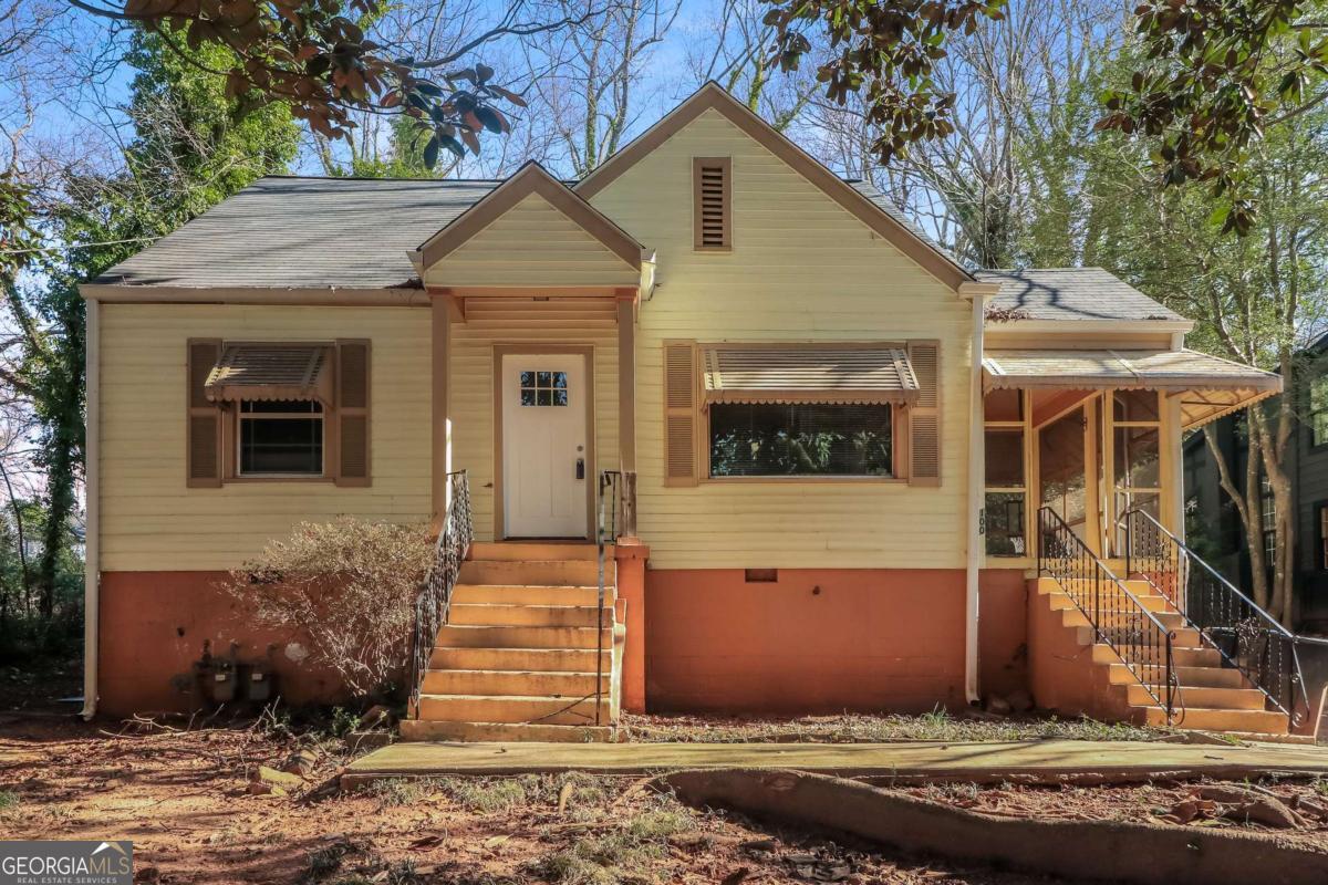 1851 Warren Way Property Photo