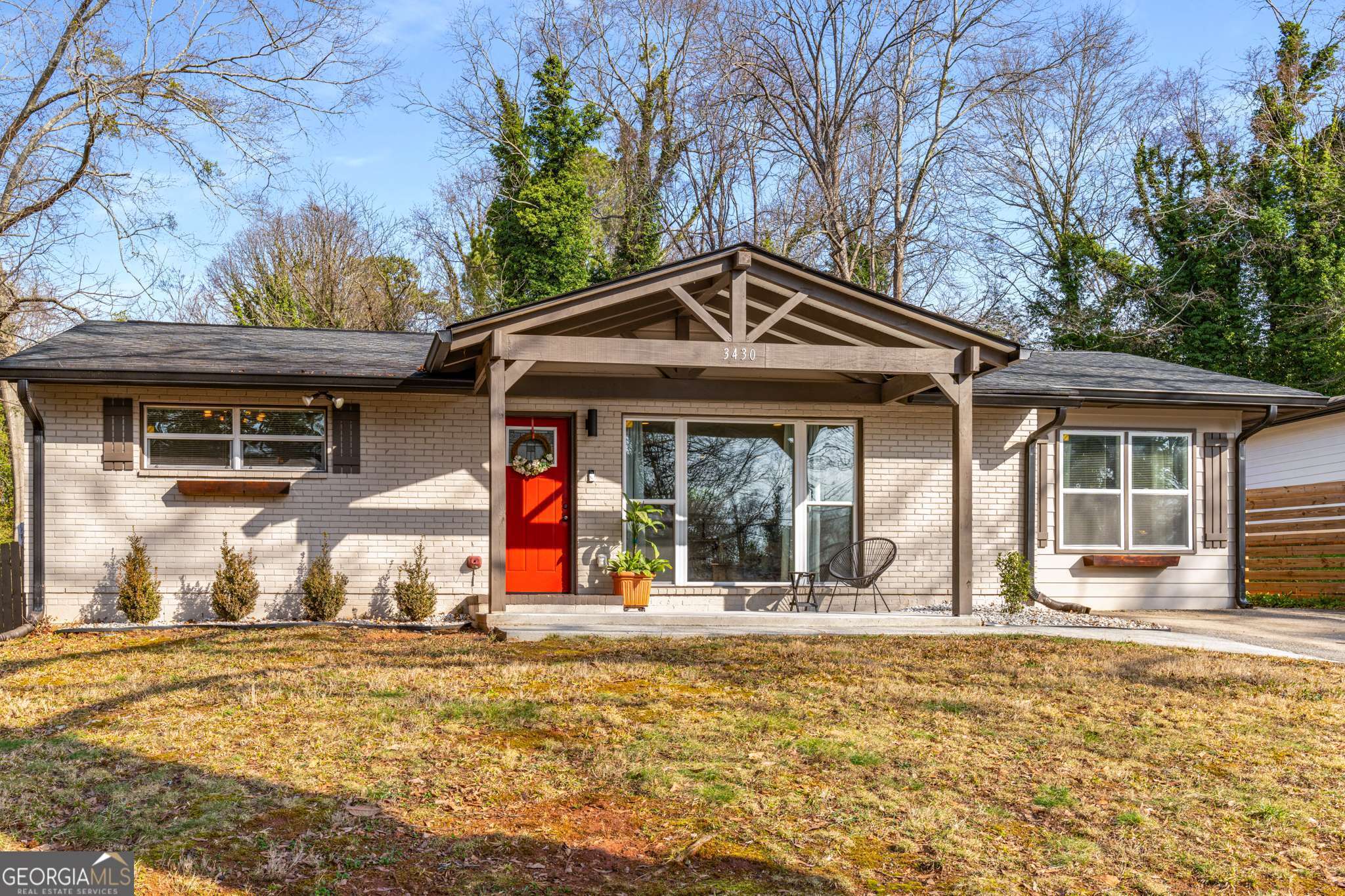 3430 Pinehill Drive Property Photo 1