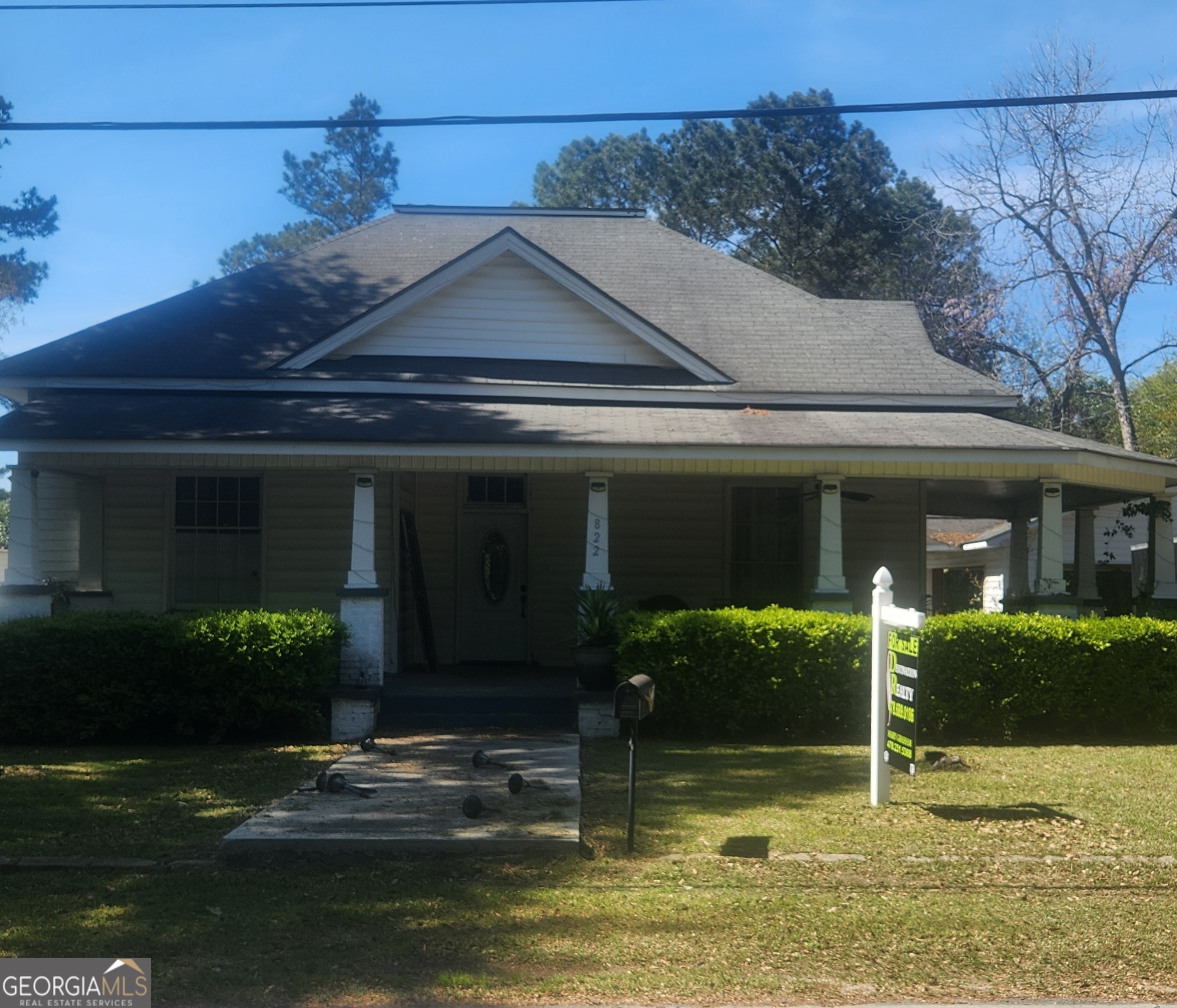 822 9th Avenue Property Photo