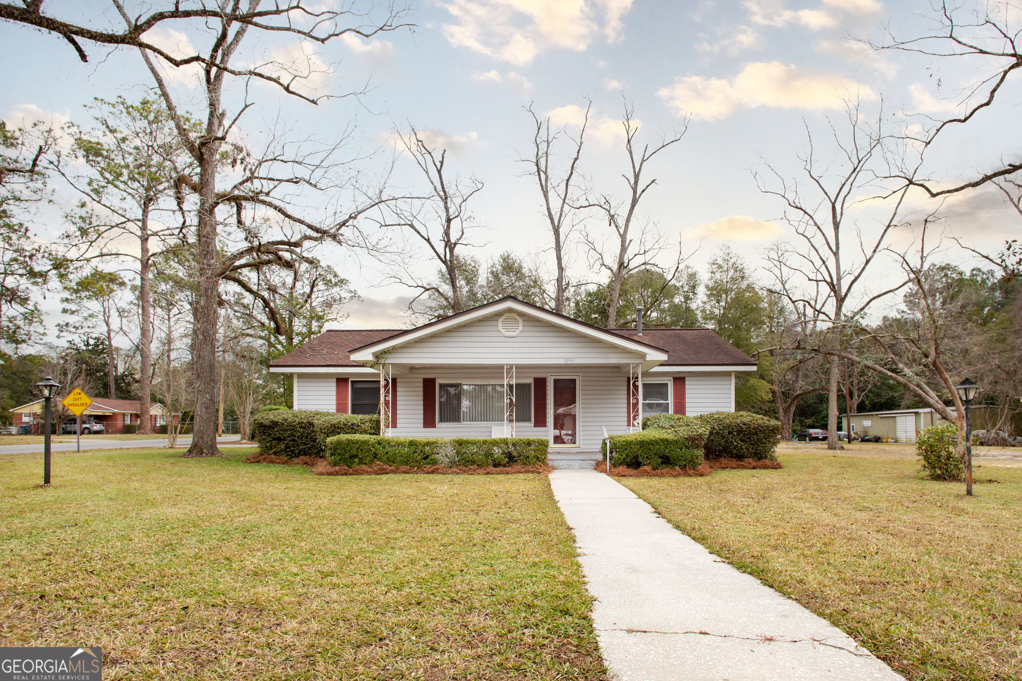 1936 Darling Avenue Property Photo