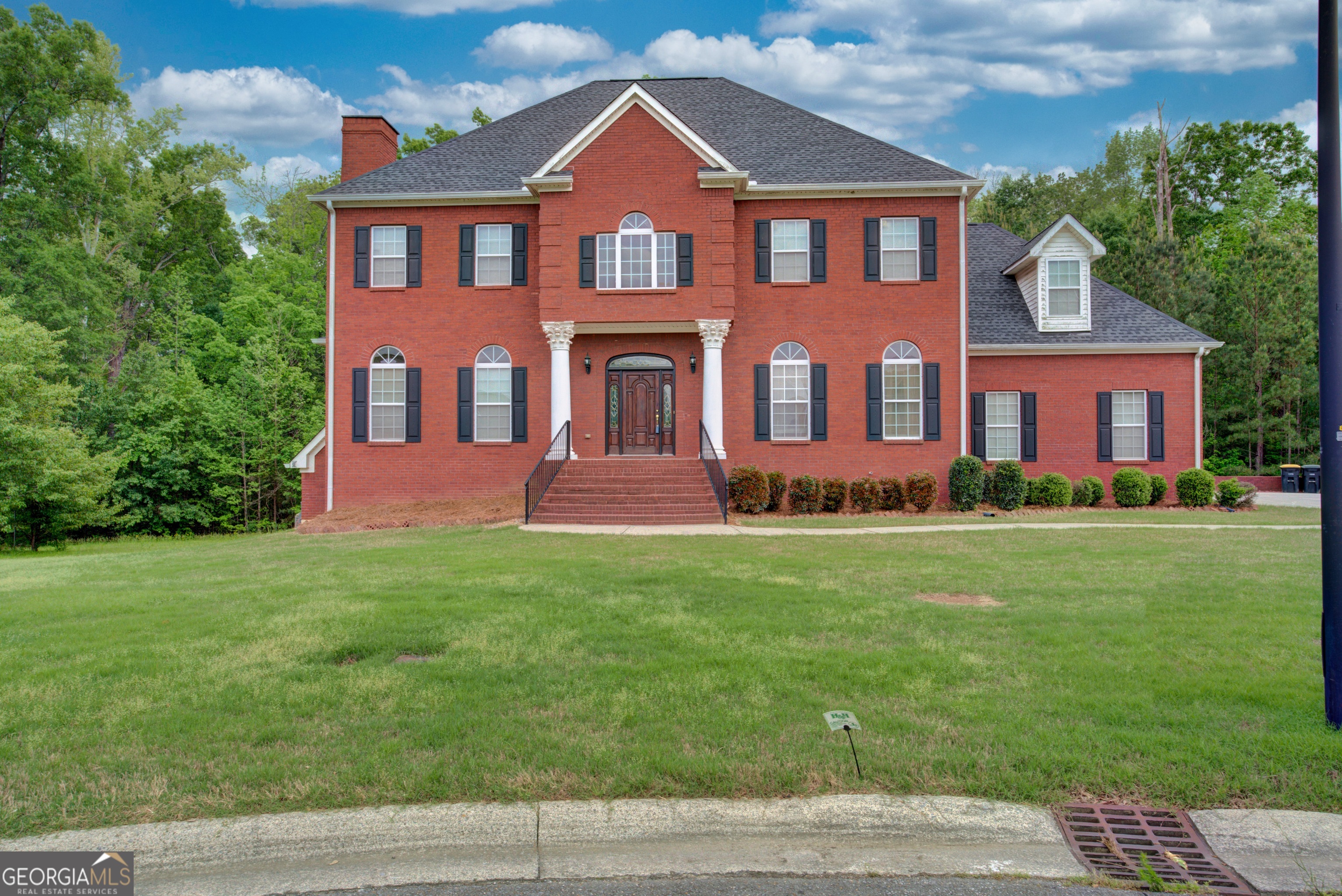 30165 Real Estate Listings Main Image
