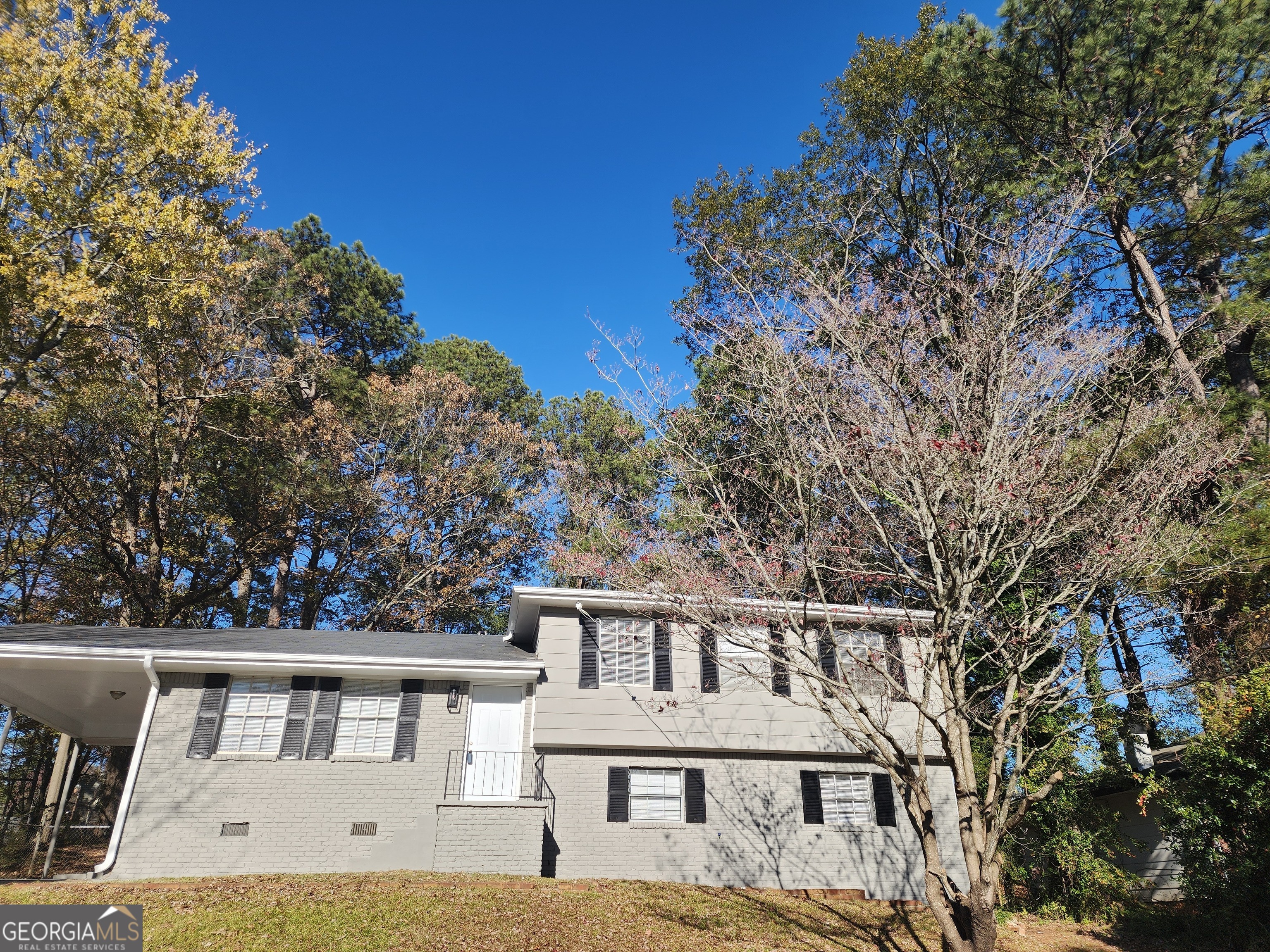 938 King James Drive Property Photo 1