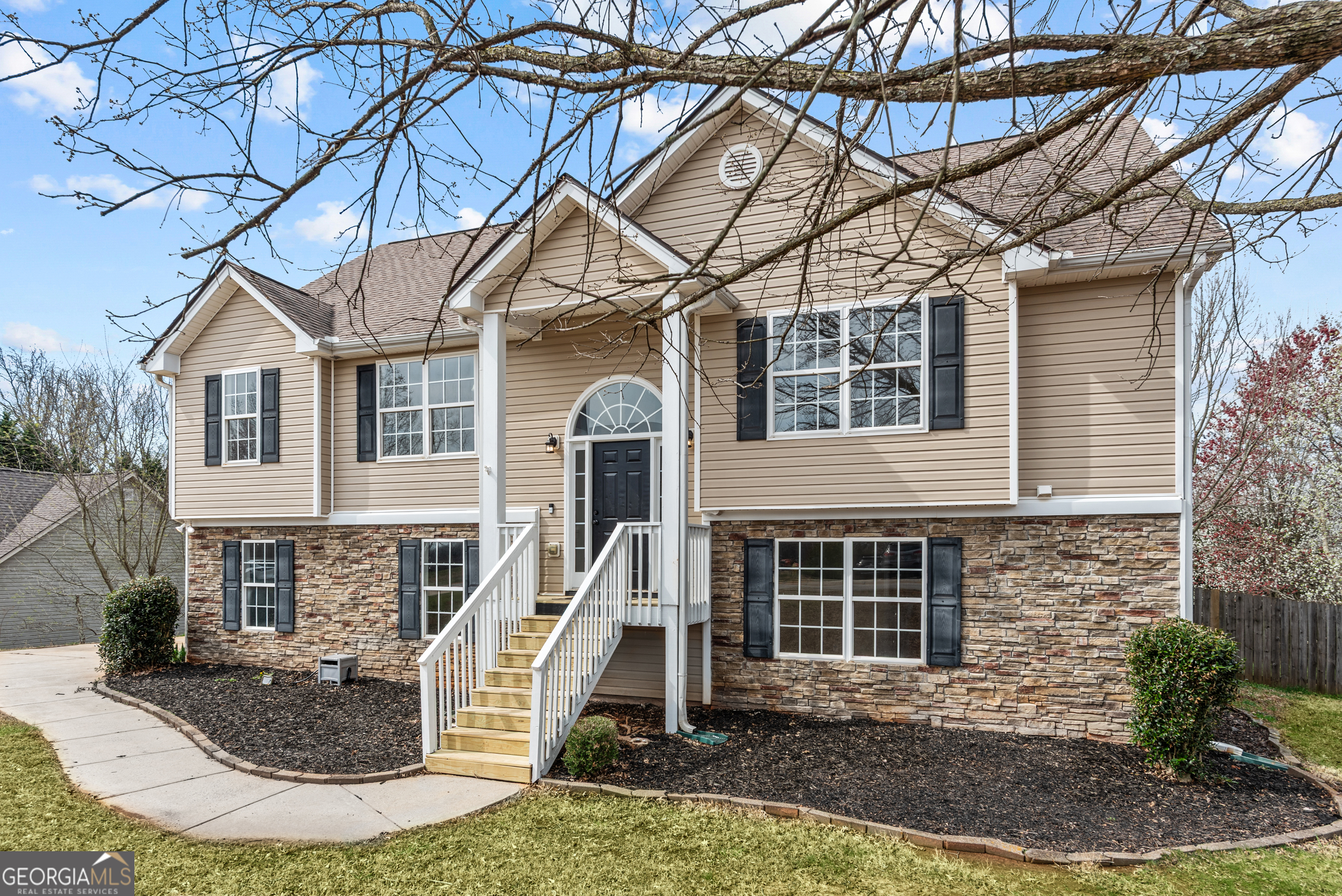 64 Bedford Falls Court Property Photo