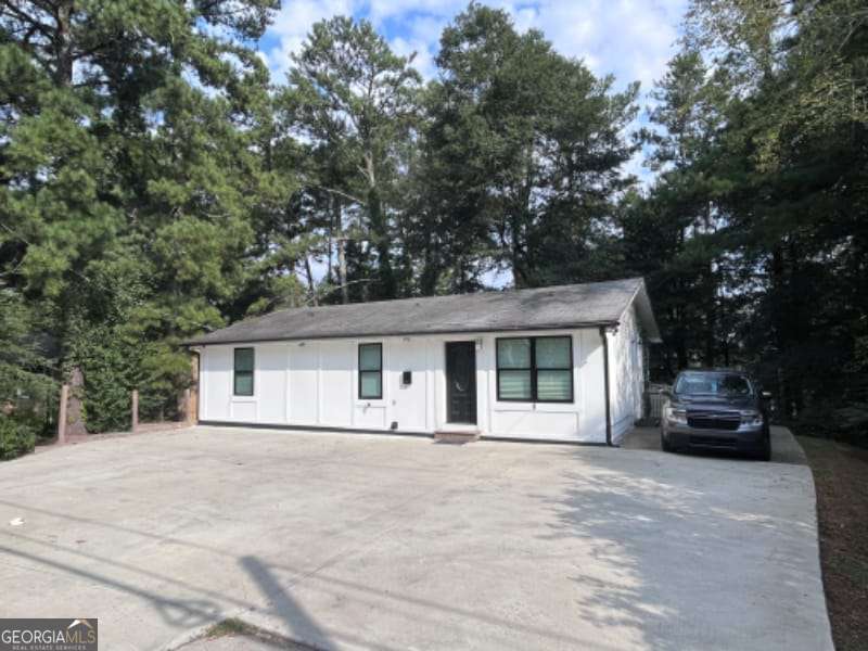 3042 Humphries Hill Road Property Photo 1