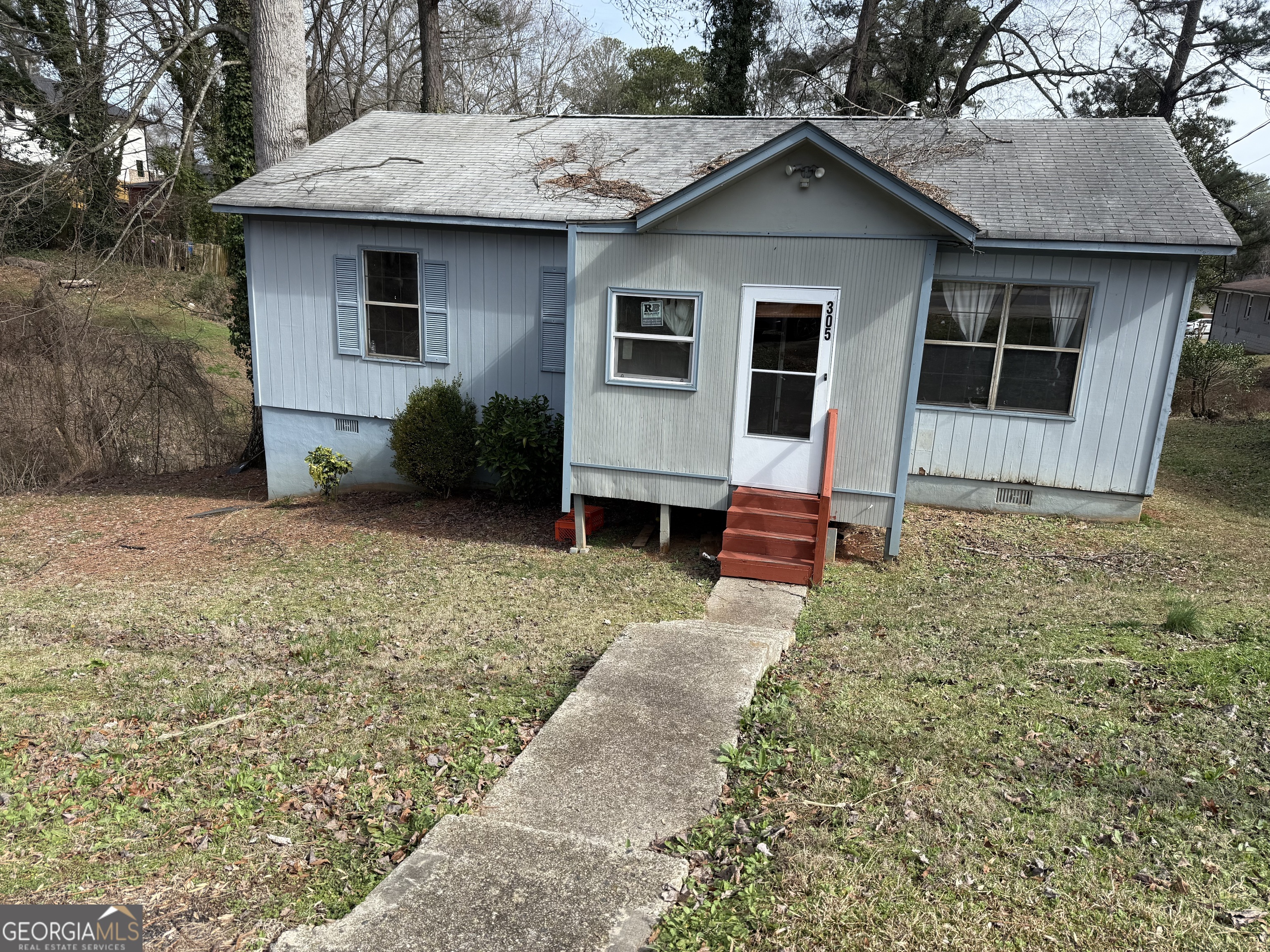 305 Creighton Avenue Property Photo 1