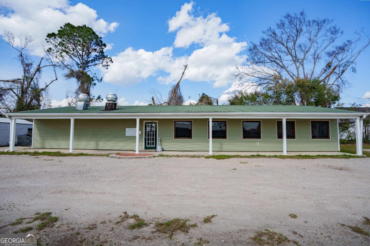 802 S Main Street Property Photo