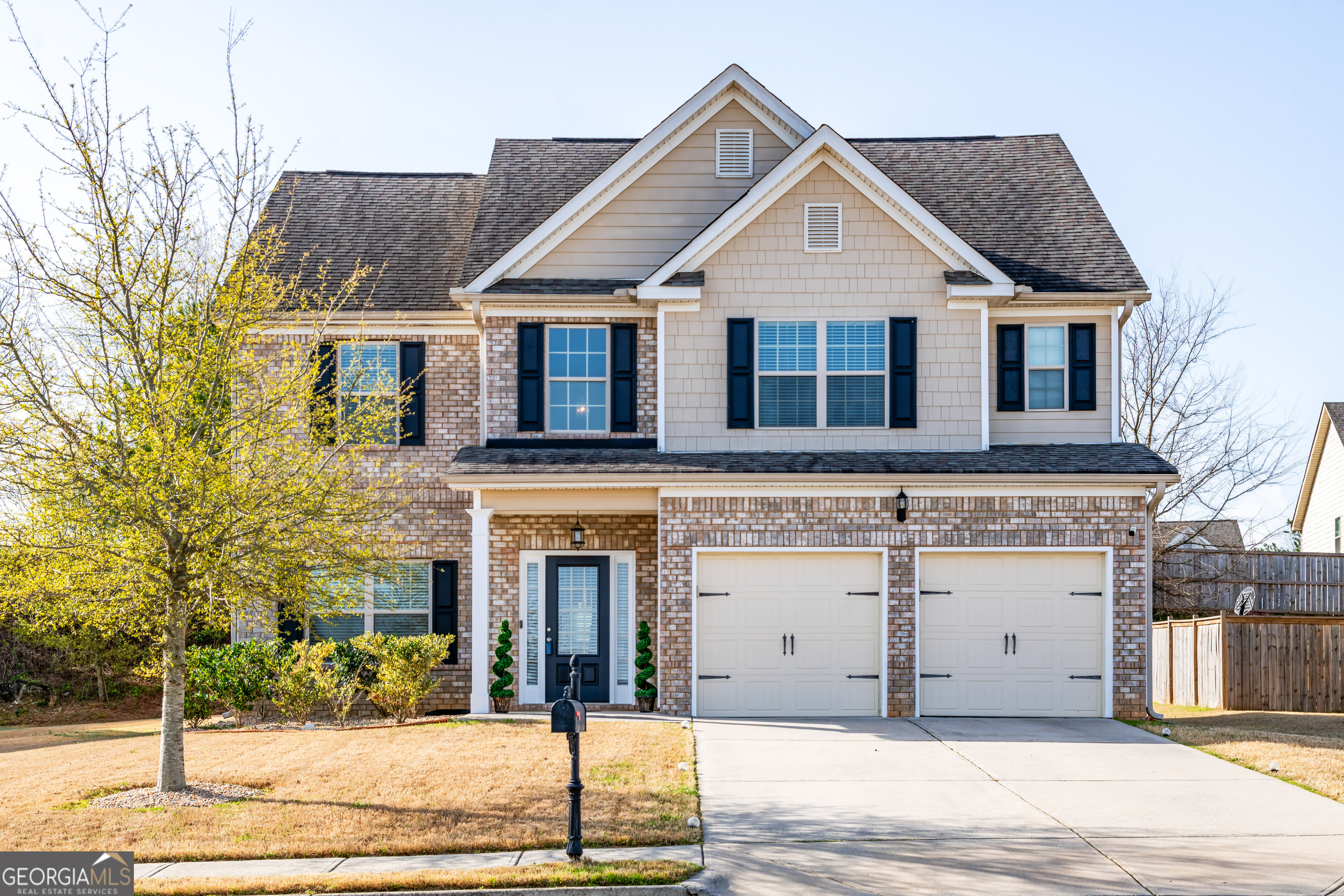 2436 Planters Mill Way Property Photo 1