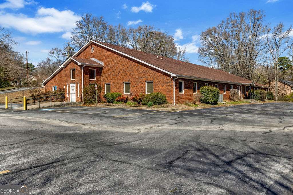 6218 Hospital Way Property Photo 3