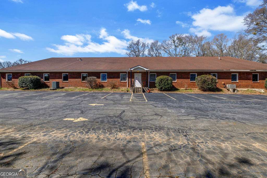 6218 Hospital Way Property Photo 4