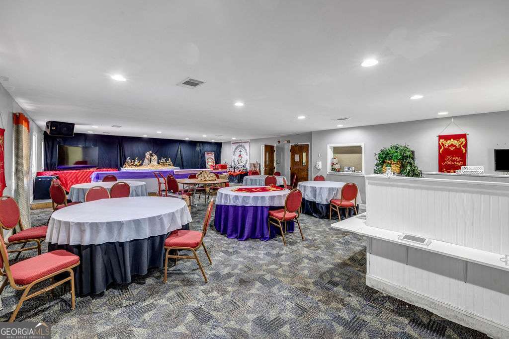 6218 Hospital Way Property Photo 11