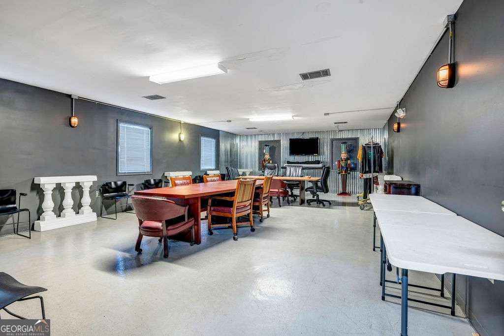 6218 Hospital Way Property Photo 22