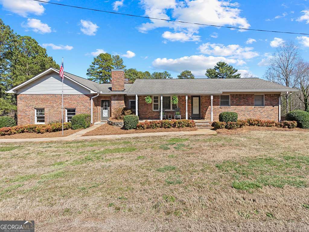 120 Semi Circle Drive Property Photo