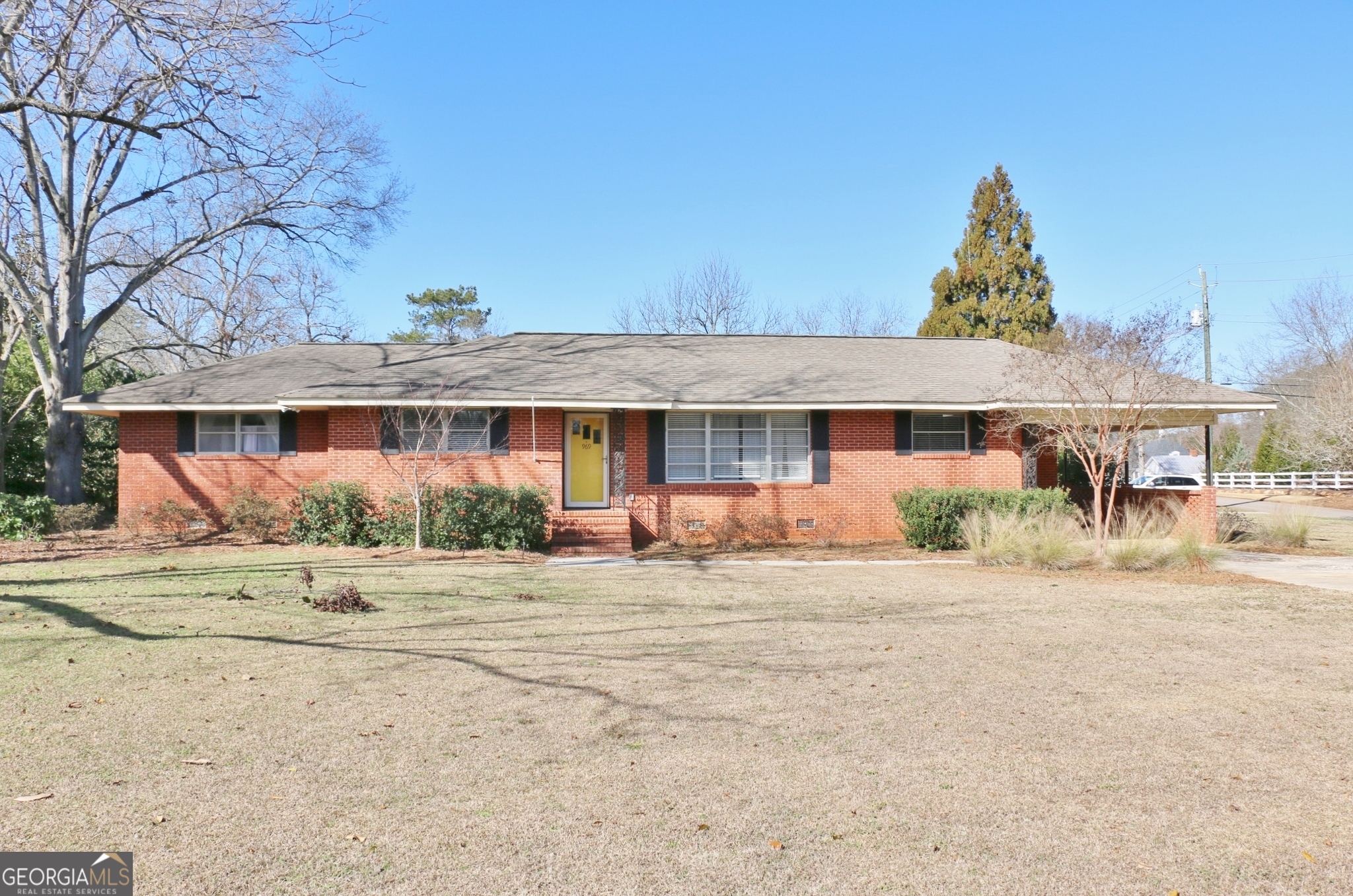 969 S Main Street Property Photo