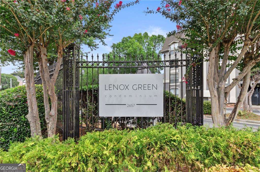 2657 Lenox Road Ne # F84 Property Photo