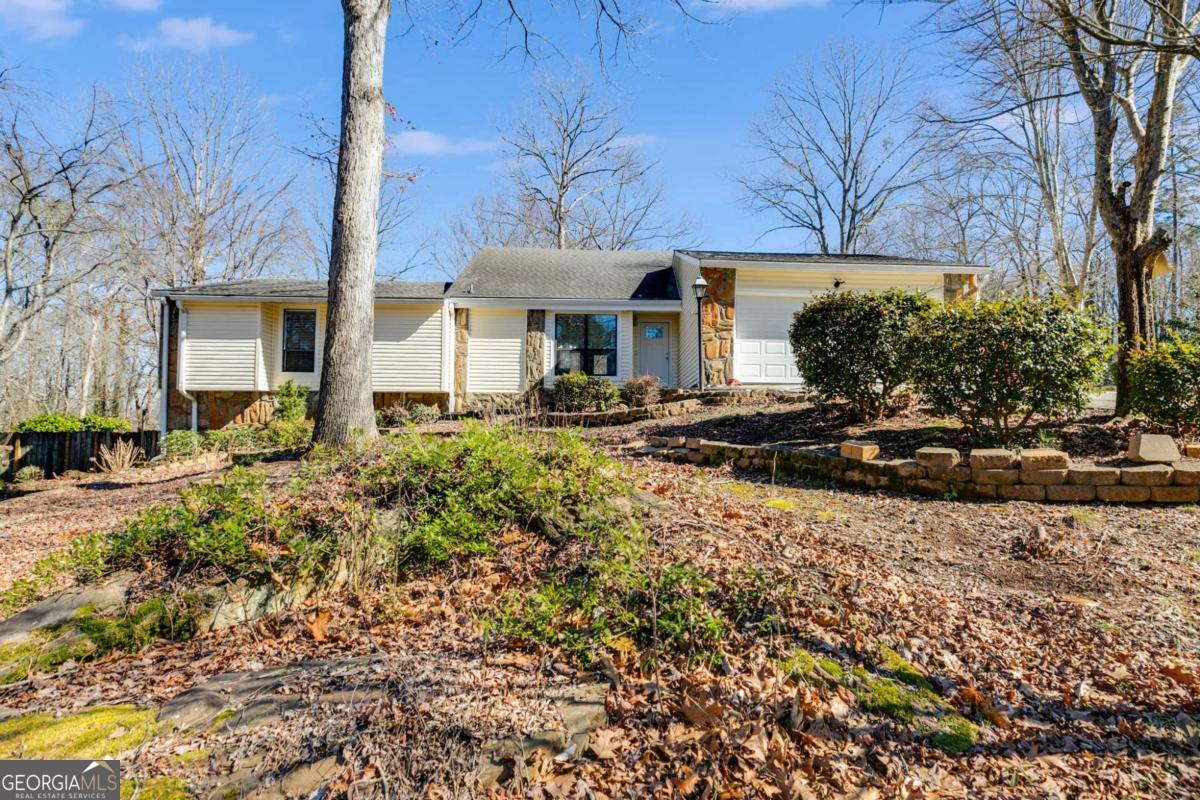 9760 Greenside Way Property Photo 1