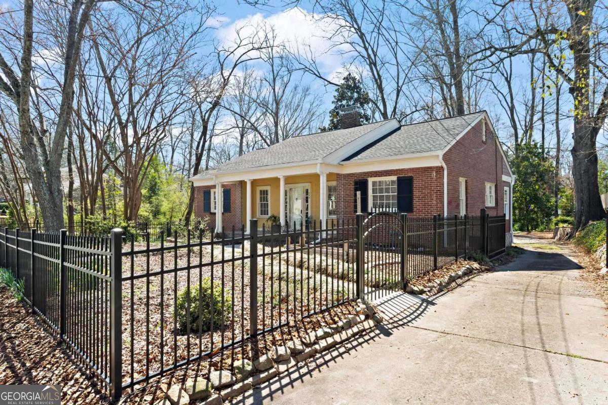 245 S Columbia Drive Property Photo