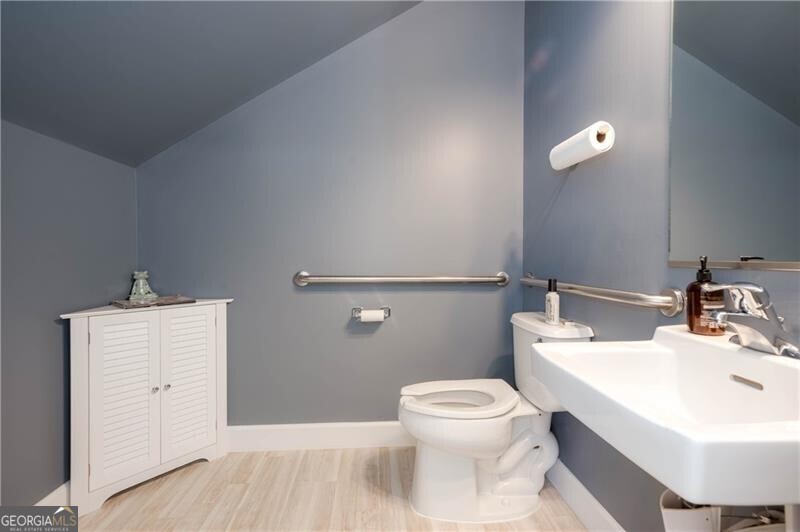 3879 Due West Road Nw # 202 Property Photo 14
