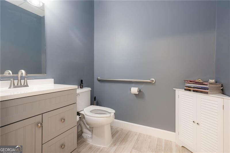 3879 Due West Road Nw # 202 Property Photo 15