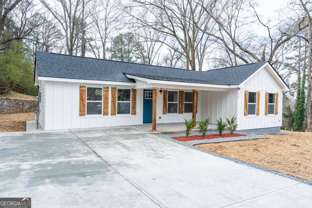 33 Fairview Street Property Photo