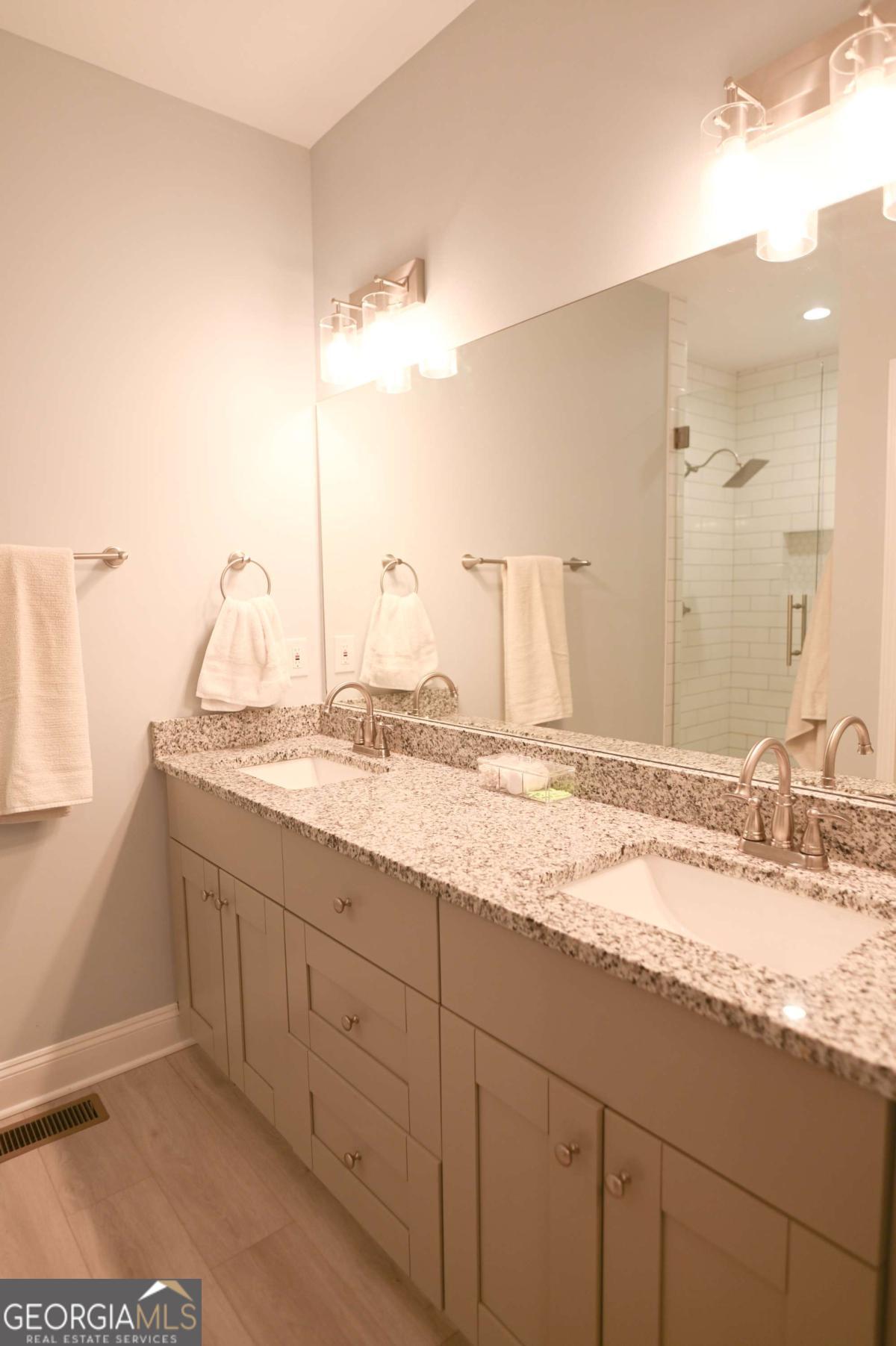 204 North Avenue Property Photo 23