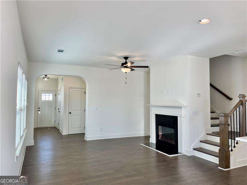 54 South Auburn La Property Photo