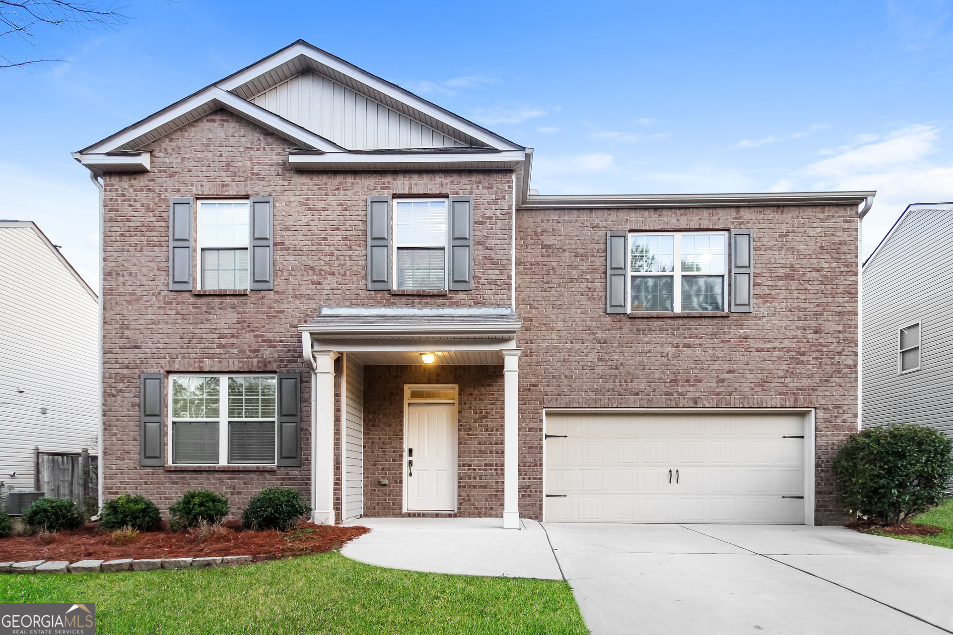 207 Hollyhock Lane Property Photo